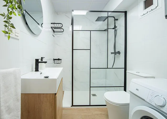 Estudio Bajo Con Piscina *